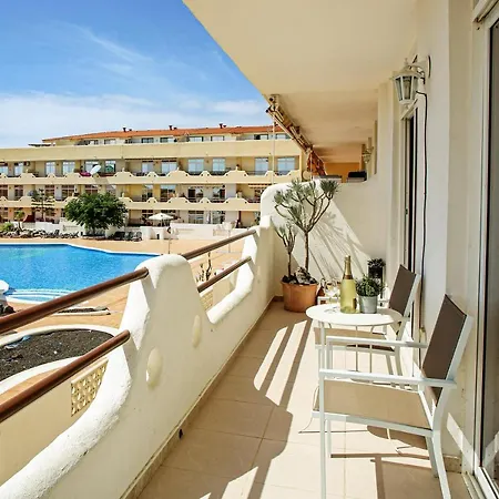 Cozy 1 Bedroom Flat With Pool In Playa Paraiso, Marina Palace 425 Apartment